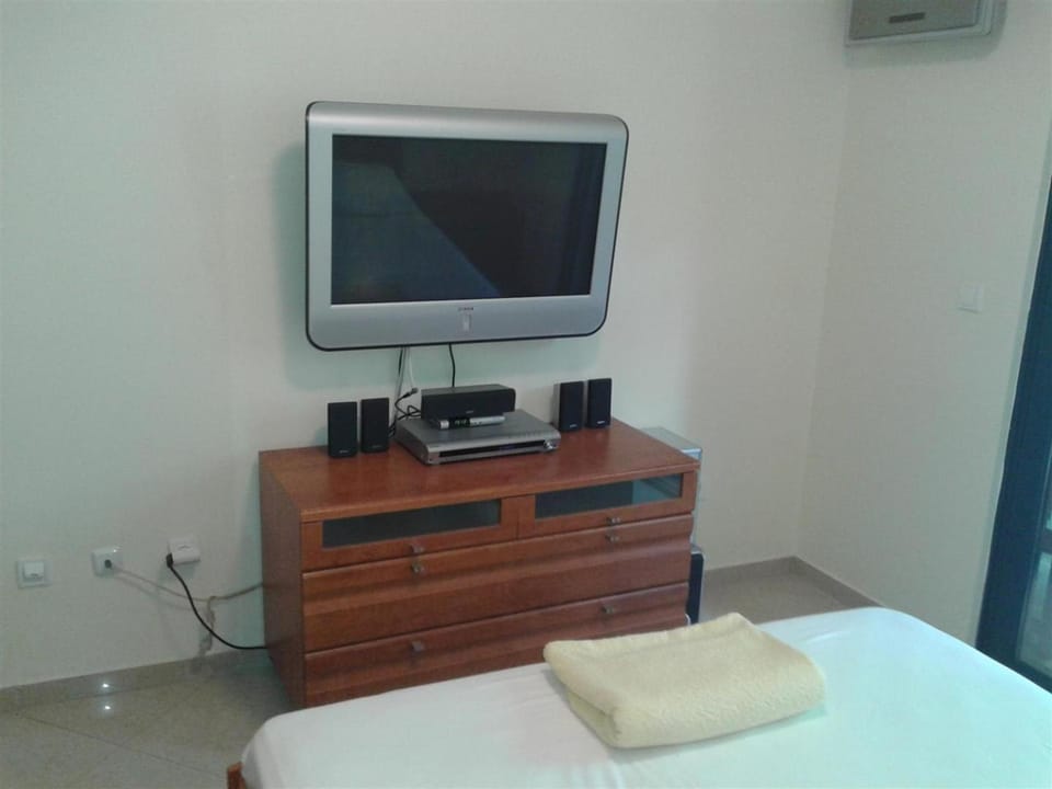 TV and multimedia, Bedroom