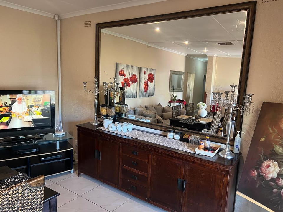 Black Diamond B&B Guesthouse Bed and Breakfast in South Africa
