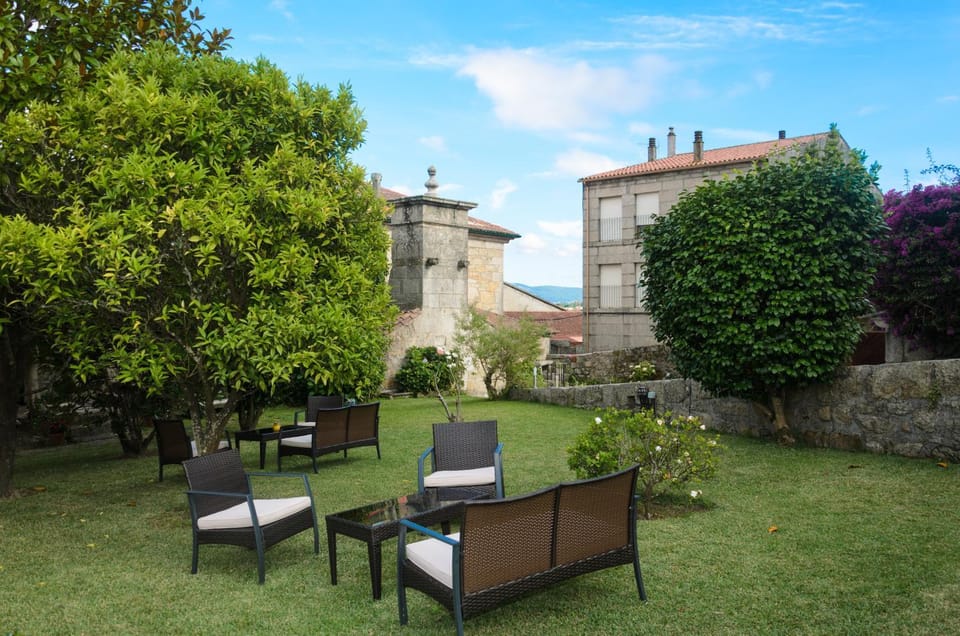 Garden, Balcony/Terrace, Decorative detail