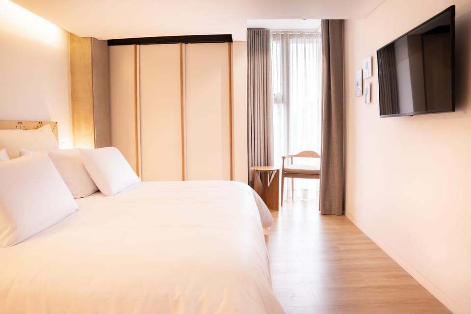 Bed, Bedroom, soundproof