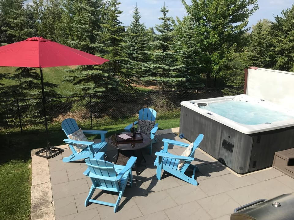 Patio, Hot Tub, Balcony/Terrace, Dining area