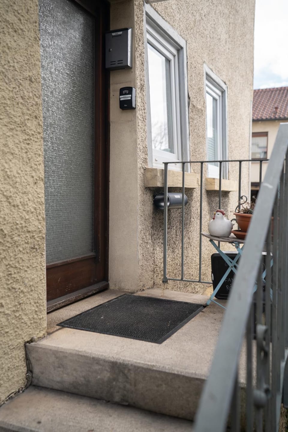 Facade/entrance