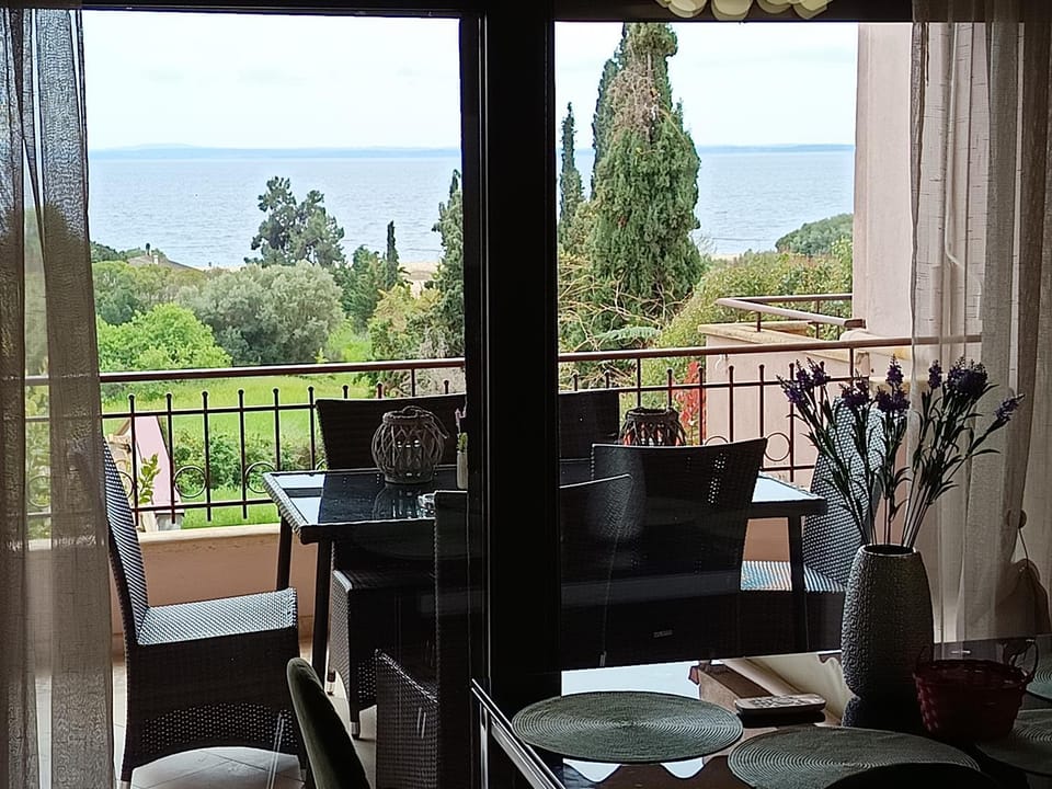 TwinStars Wonderful View Apartment in Halkidiki