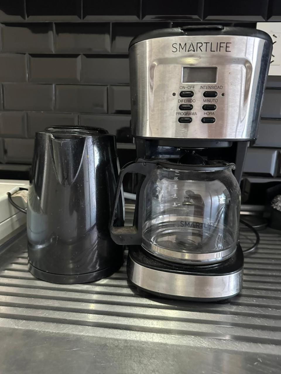 Coffee/tea facilities, Kitchen or kitchenette