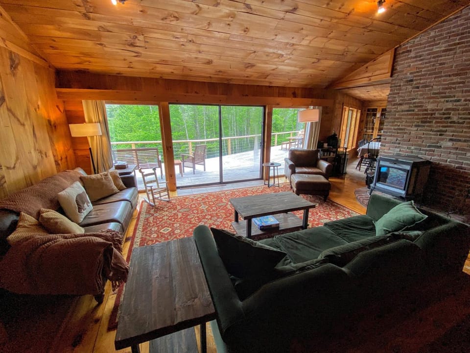 Amazing lakefront home in the White Mountains with game room theater House in Whitefield