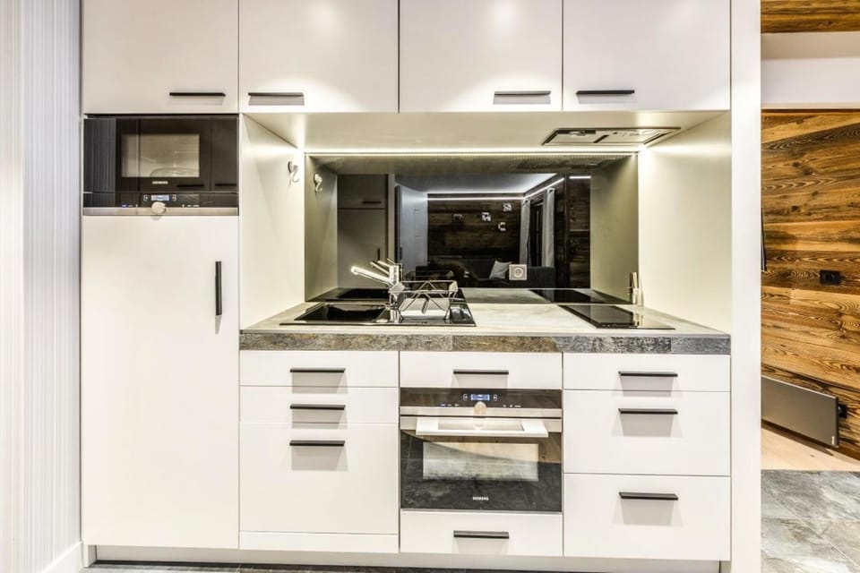 Bathroom, furniture, oven, kitchen