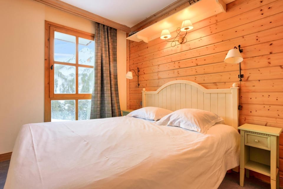 Bed, Bedroom, furniture