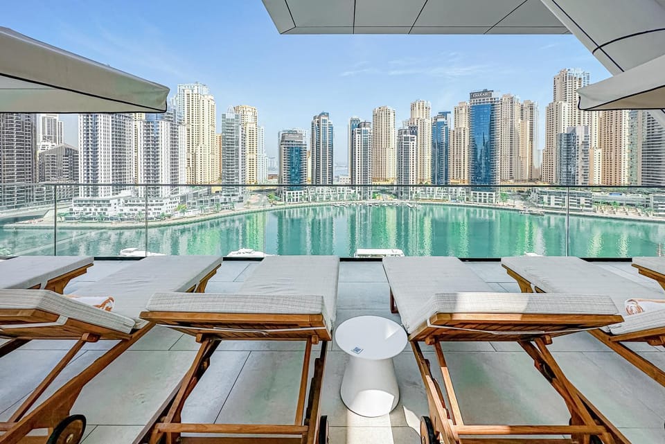 Day, City view, Pool view, Swimming pool, Swimming pool, sunbed