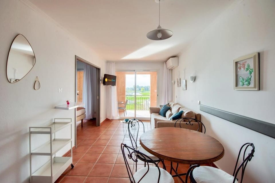 Bed, kitchen