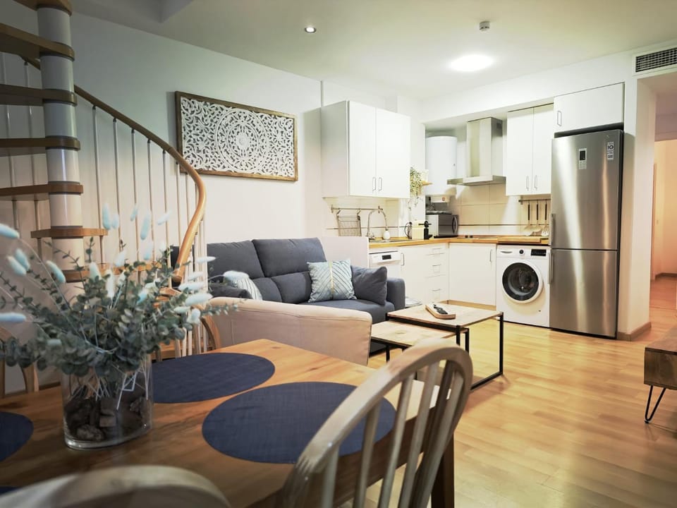Kitchen or kitchenette, Living room