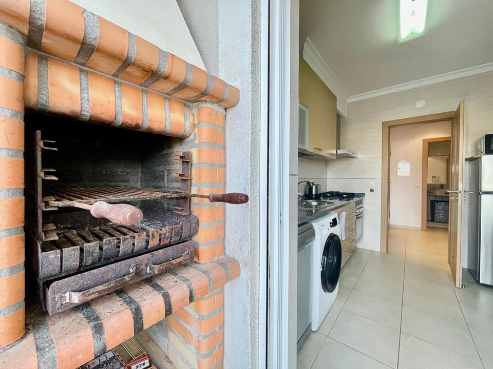 BBQ facilities, Kitchen or kitchenette