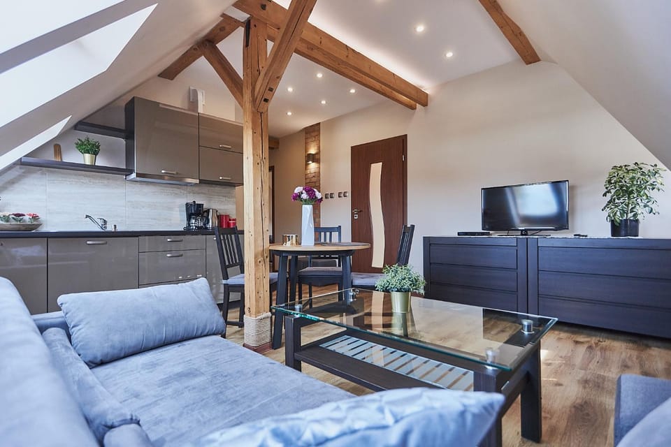 Kitchen or kitchenette, Living room