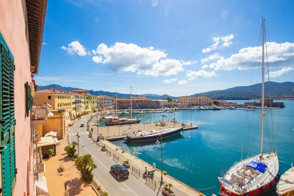 Nearby landmark, Day, City view, Sea view