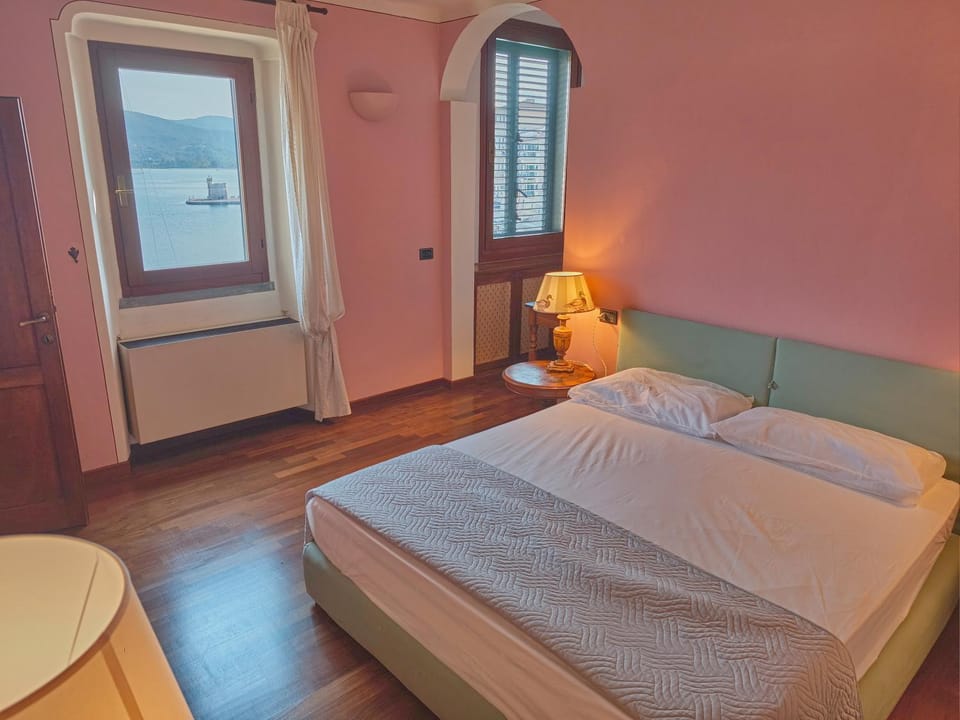 Altana Sea Loft Apartment in Portoferraio