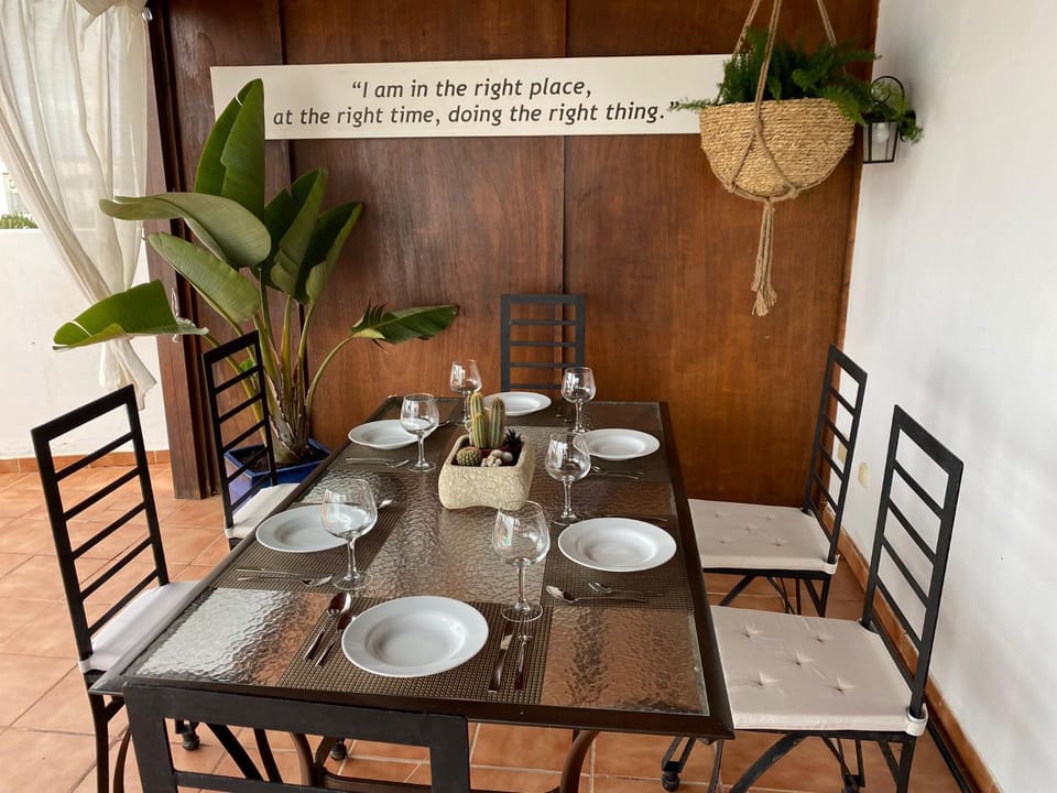 Off site, Balcony/Terrace