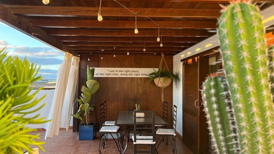Off site, Balcony/Terrace, Dining area