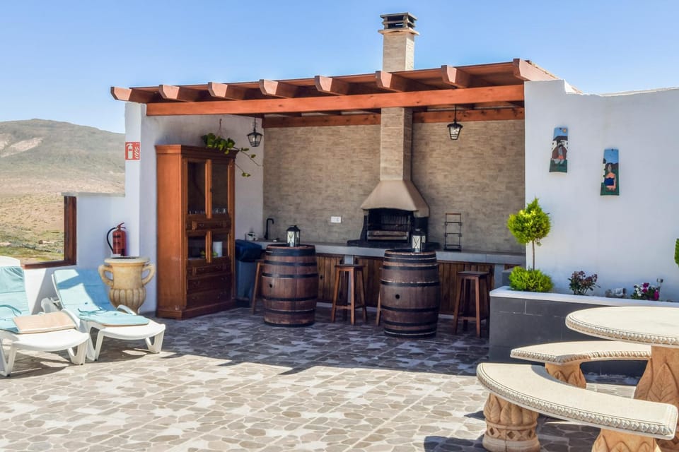 BBQ facilities, Area and facilities