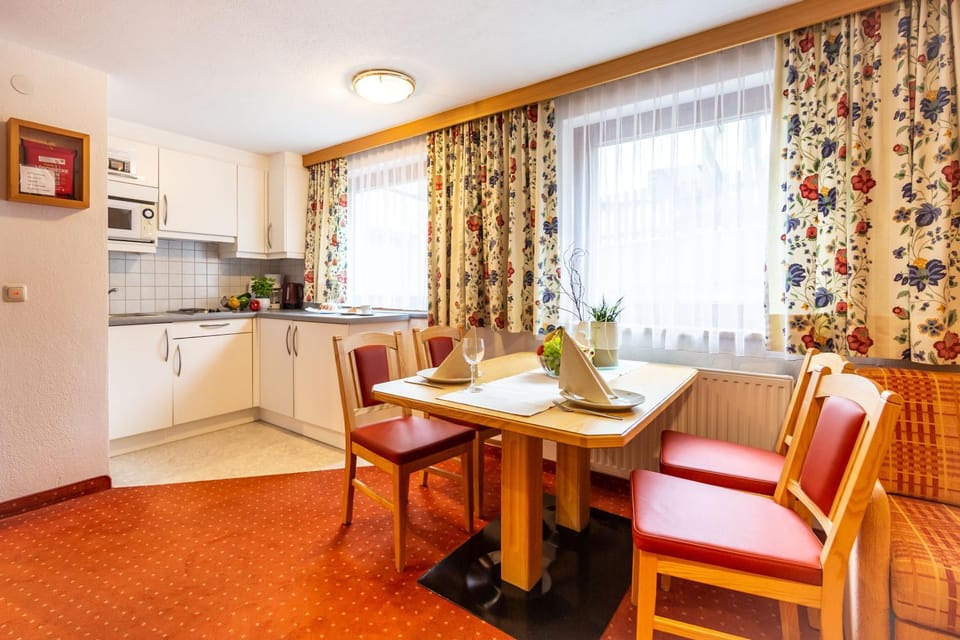 Hotel Garni Tyola Apartment in Ischgl