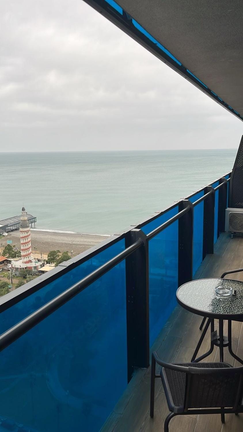 Luxury Studio with Ocean View Apartment in Batumi