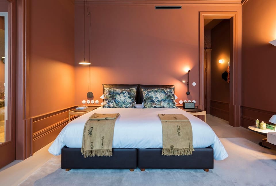 Bed, Decorative detail, Bedroom