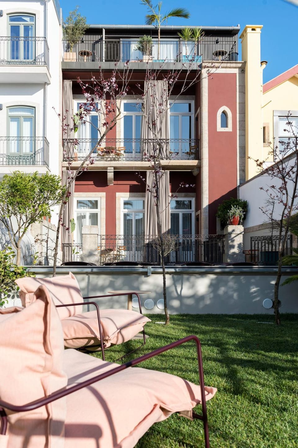 Property building, Off site, Garden, Entertainment