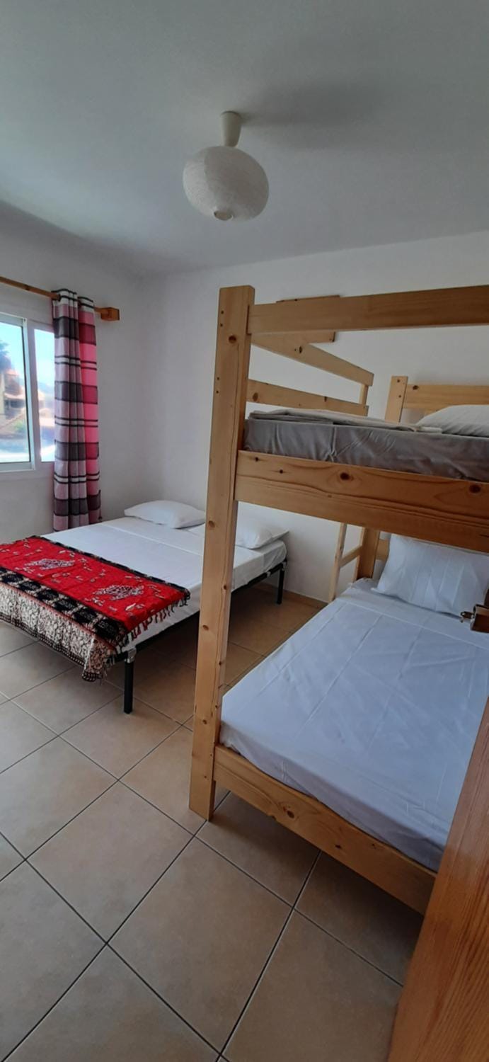 Bed, bunk bed