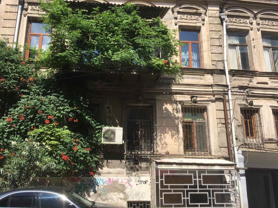 Гела Apartment in Tbilisi, Georgia