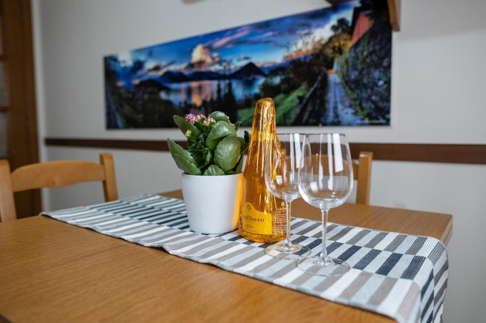 LA FONTANA FIORITA 2 Apartment in Iseo