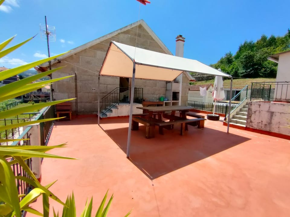 Patio, Day, BBQ facilities, View (from property/room), Balcony/Terrace, Dining area, Breakfast