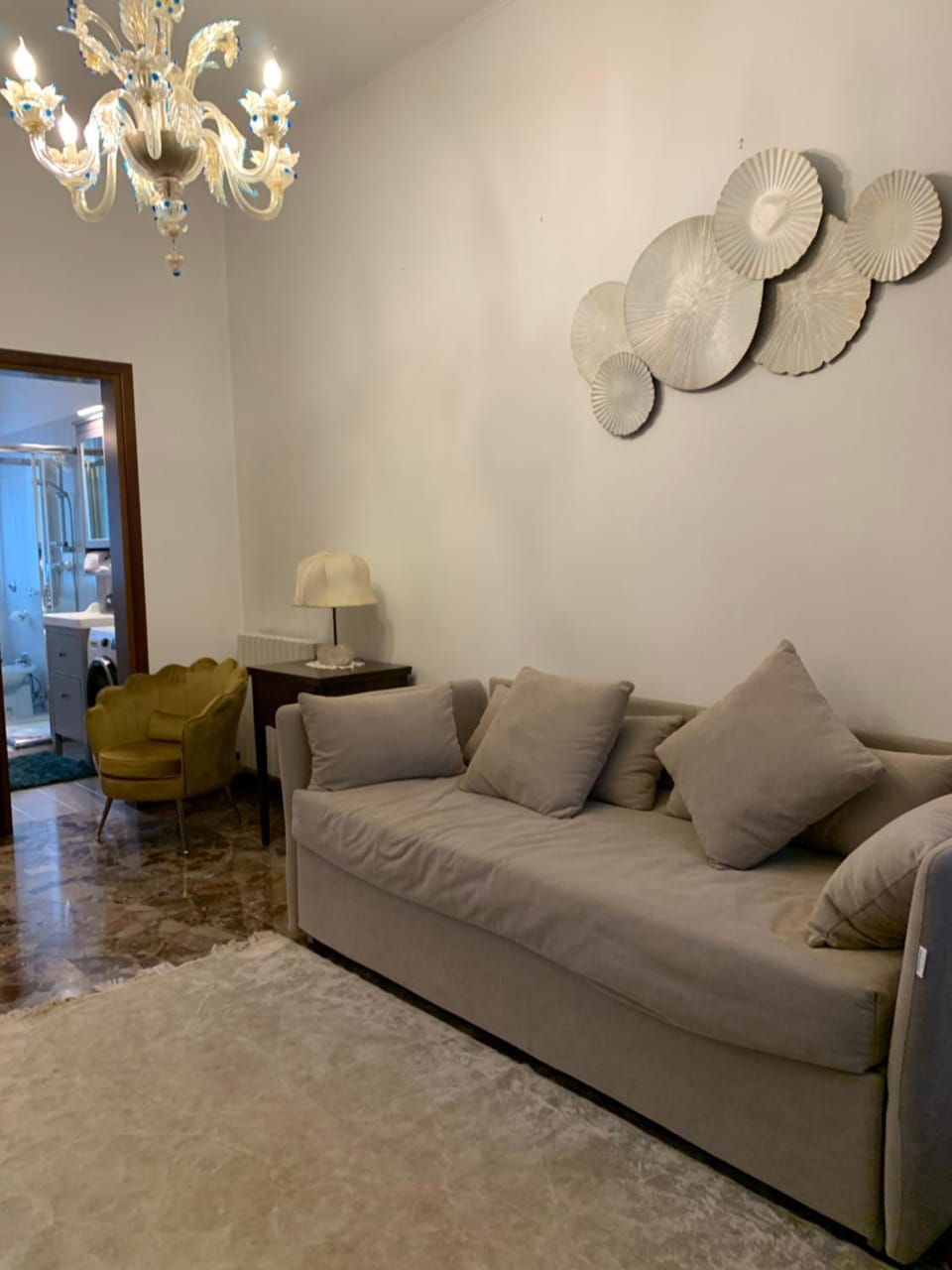 Living room, Seating area