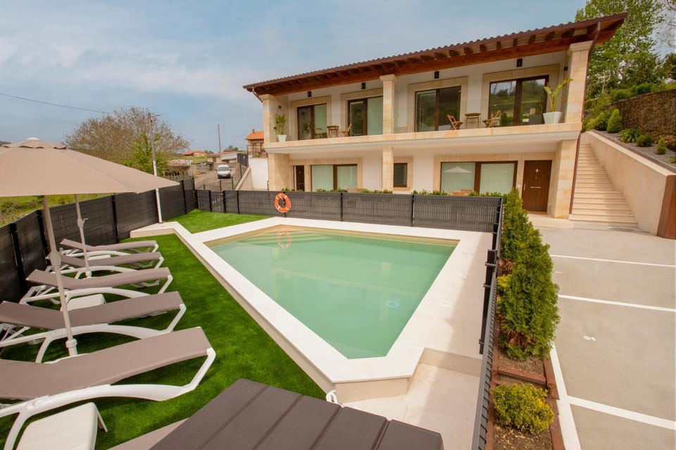 Property building, Swimming pool
