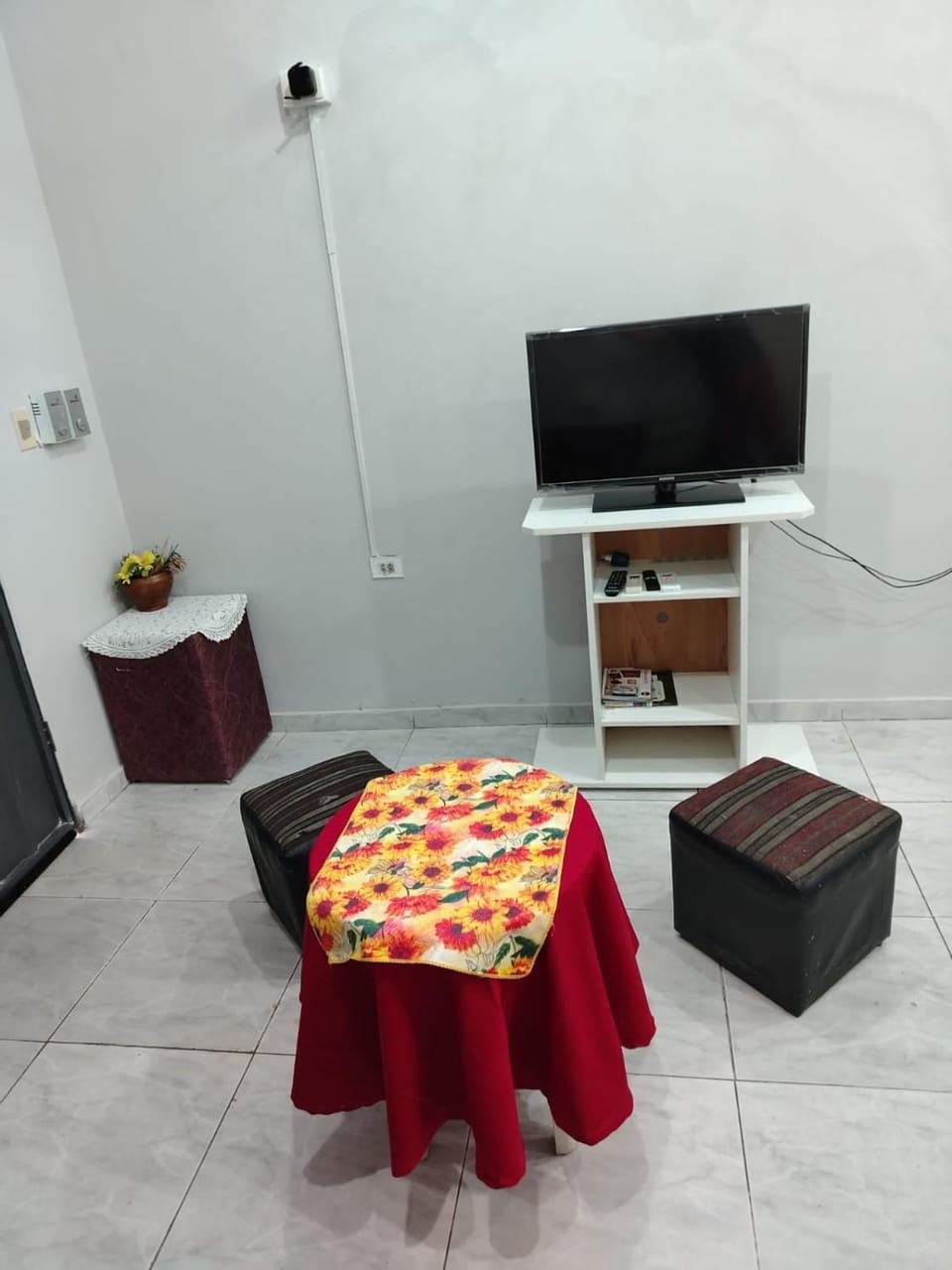 Estudio Independiente Zona SND Jockey Multiplaza Apartment in Asunción