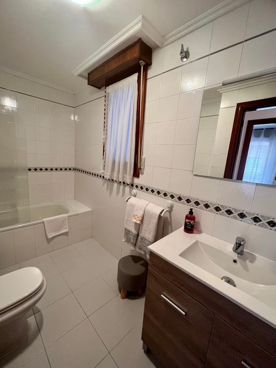 Piso céntrico a 10 min de la playa con garaje incluido Apartment in Castro Urdiales