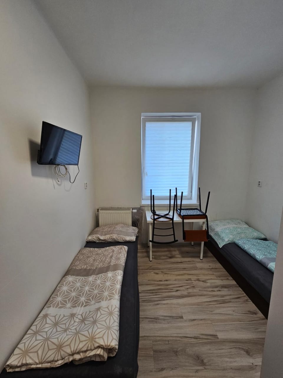 TV and multimedia, Photo of the whole room, Seating area