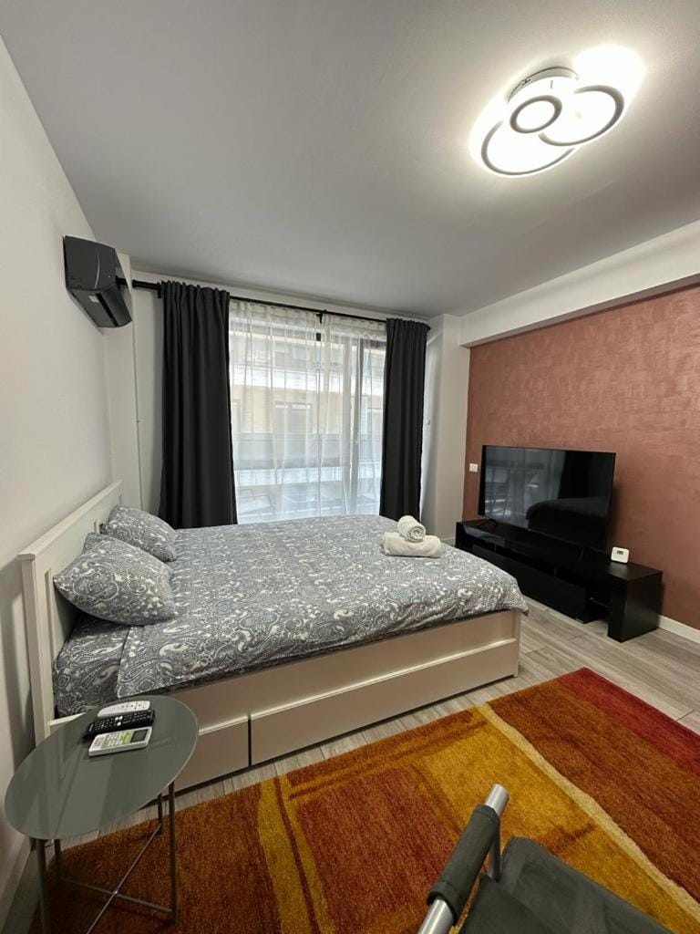 Catedral Studio Apartment in Bucharest