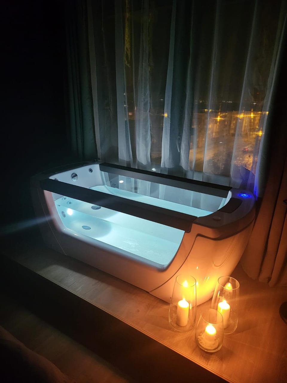Hot Tub, Spa and wellness centre/facilities