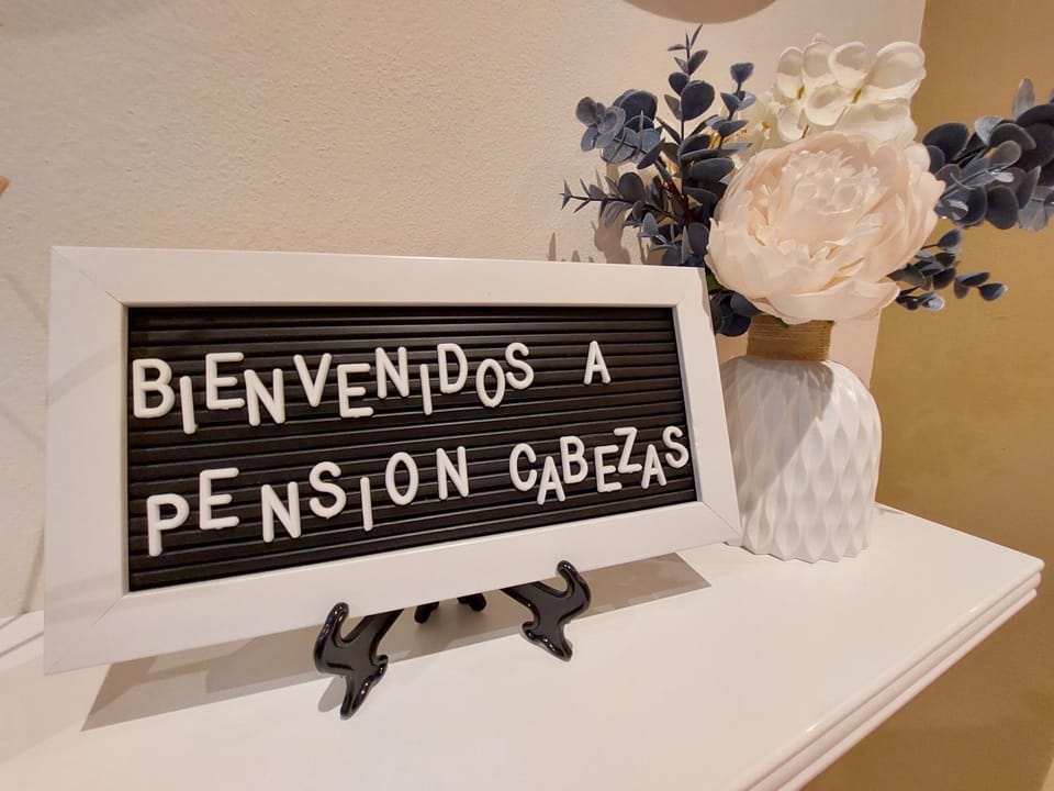 Lobby or reception, Logo/Certificate/Sign, Text overlay