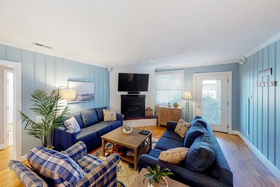 Off The Board House in Sandbridge
