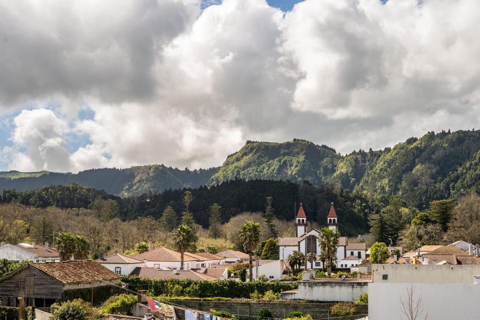 Neighbourhood, Natural landscape, Hiking, Mountain view