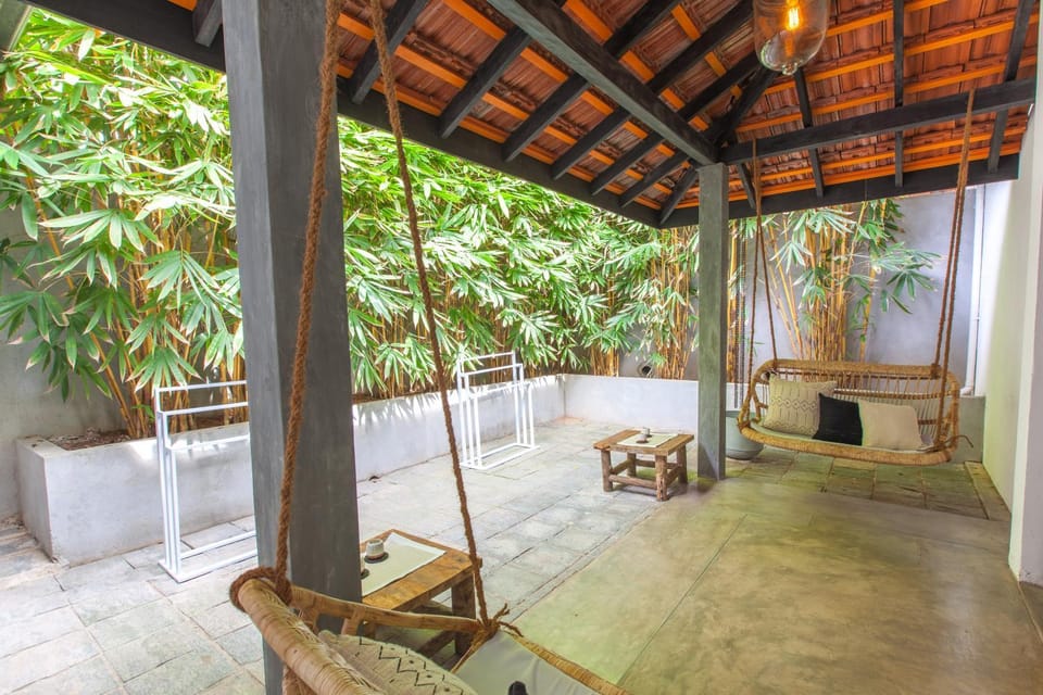 Garden, Seating area, Garden view