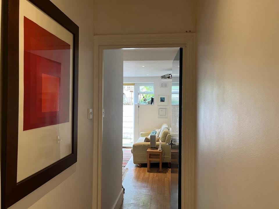 Comfy child/dog friendly garden flat heart Camden Apartment in City of Westminster