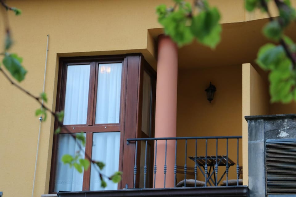 Property building, Balcony/Terrace