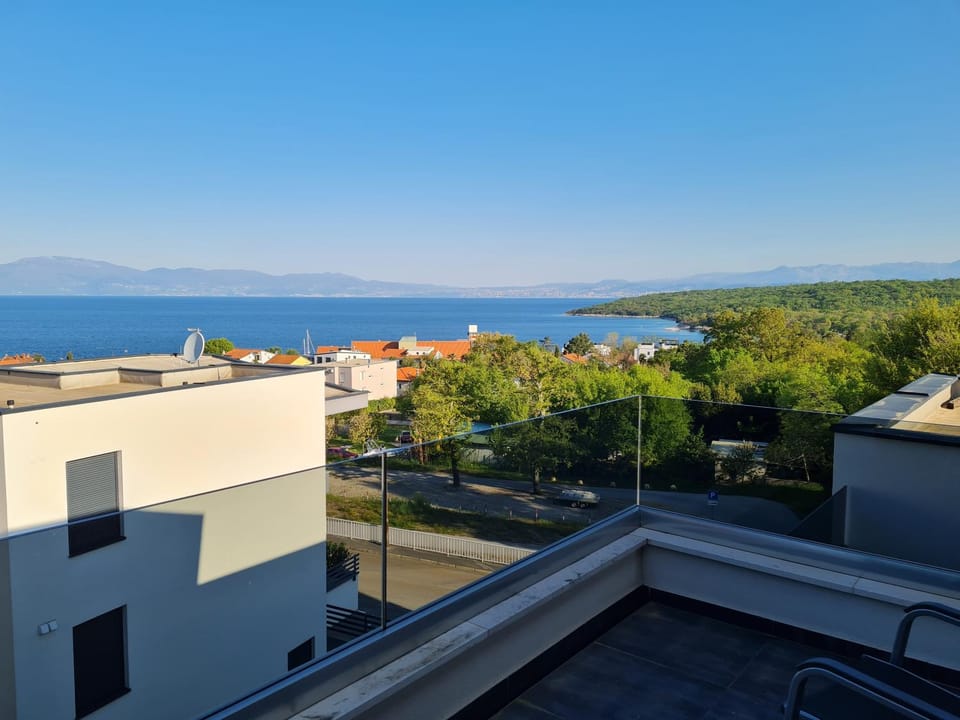 My Paradies - Njivice Penthouse*** Apartment in Primorje-Gorski Kotar County