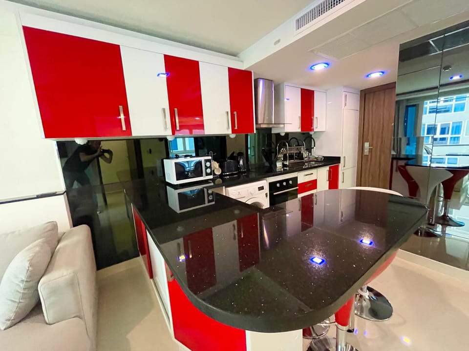Large luxury condo - 2 Bedroom - Pattaya City Centre - Grand Avenue Residences, Pool View - 312 Apartment in Pattaya City
