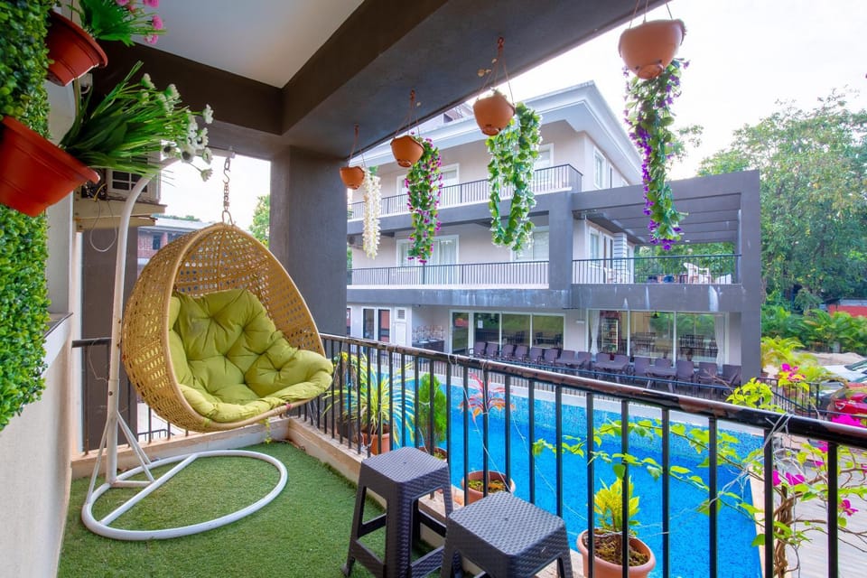 Balcony/Terrace, Pool view