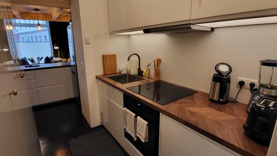 Coffee/tea facilities, Kitchen or kitchenette