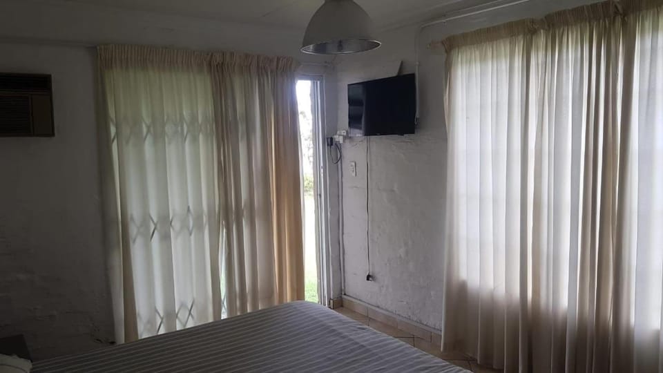 Holiday Flat at Vaaldam Sgt Pepper's House in North West, South Africa