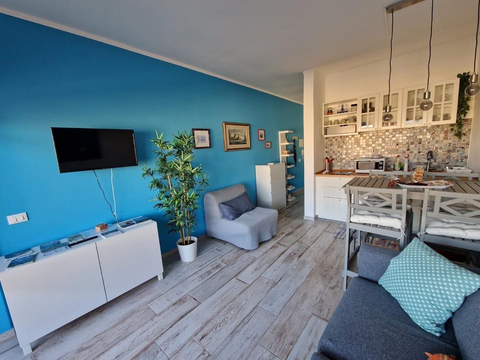Casa Marina - Monolocale vista mare Apartment in Follonica
