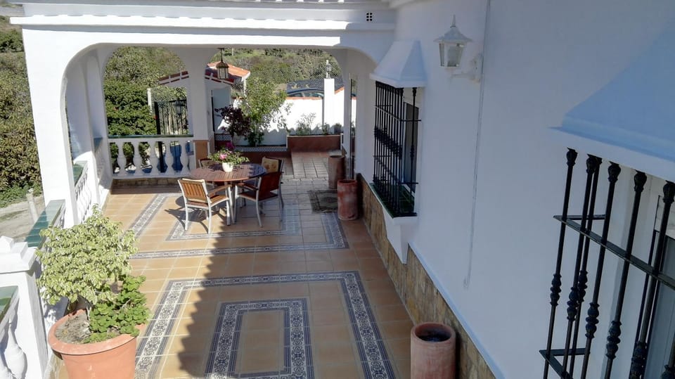 Casa Paloma Blanca House in Río de Torrox