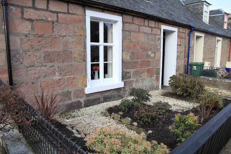 Riverside Cottage City Centre House in Inverness